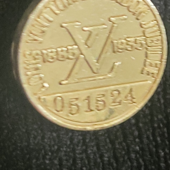 Louis Vuitton Women’s Size S • Black Uniform Polo Shirt Top - Picture 6 of 9